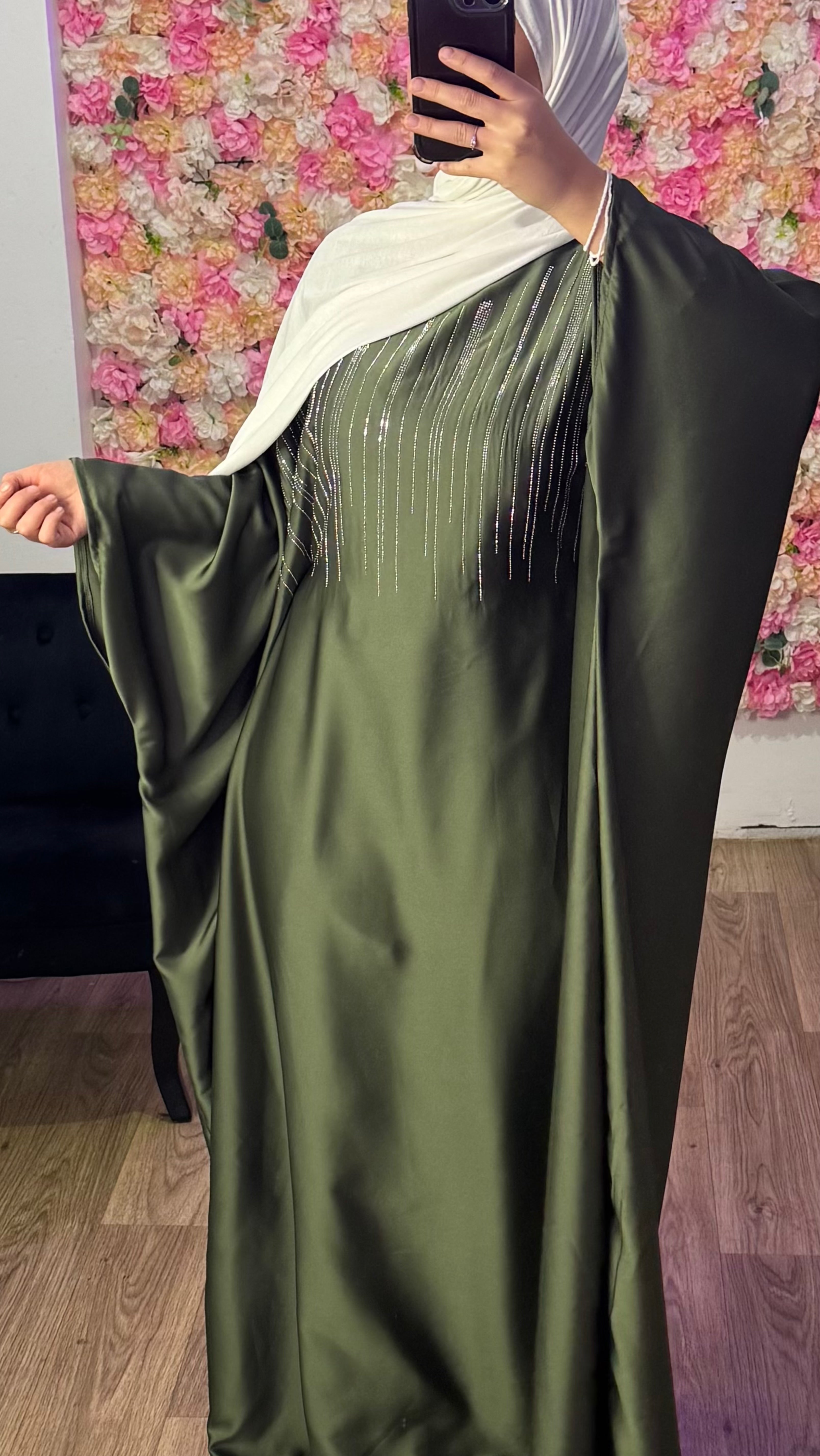 Robe avec détails à nouer