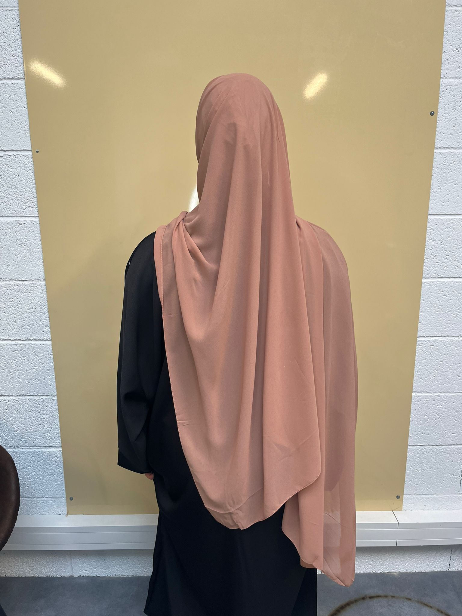 Hijab bonnet croisé châle mousseline
